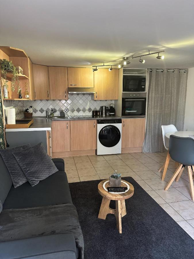 Duplex Cosy Bord De Mer Saint-Cyr-sur-Mer Exterior foto