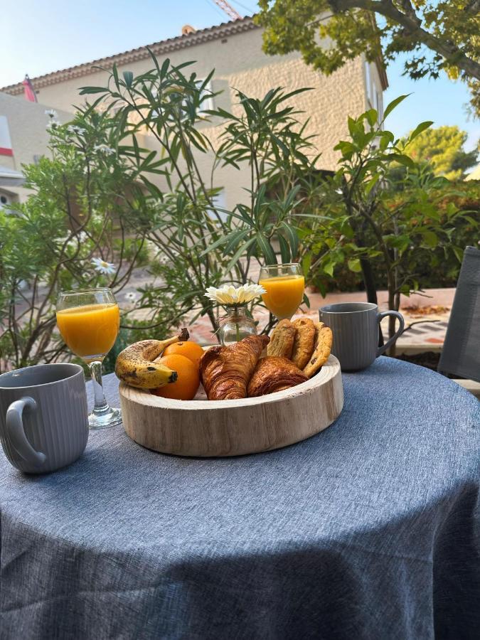Duplex Cosy Bord De Mer Saint-Cyr-sur-Mer Exterior foto